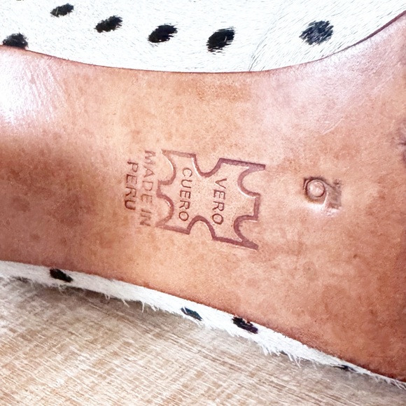 John Fluevog Malala White Pony Dot Heels, size 6 - Picture 15 of 16